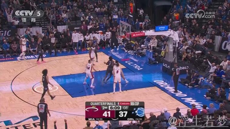 魔术手感火热 逆转战胜热队